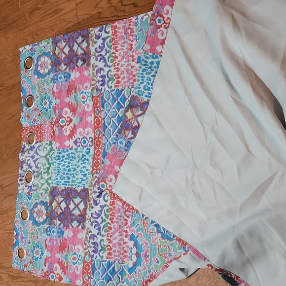 Curtains - Picture 2 of 2